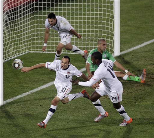 Klinsmann says Donovan was passed before US camp