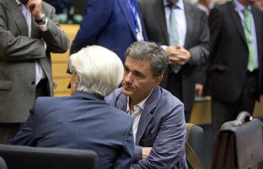 Tsipras facing pressure to back deal or consider euro exit