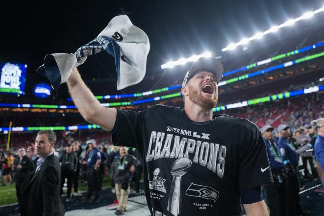 Seahawks sale process begins less than 2 weeks after winning Super Bowl, Paul Allen's estate says