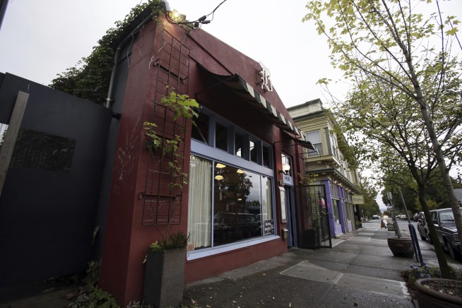 Award-winning Oregon chef Naomi Pomeroy drowns in river accident