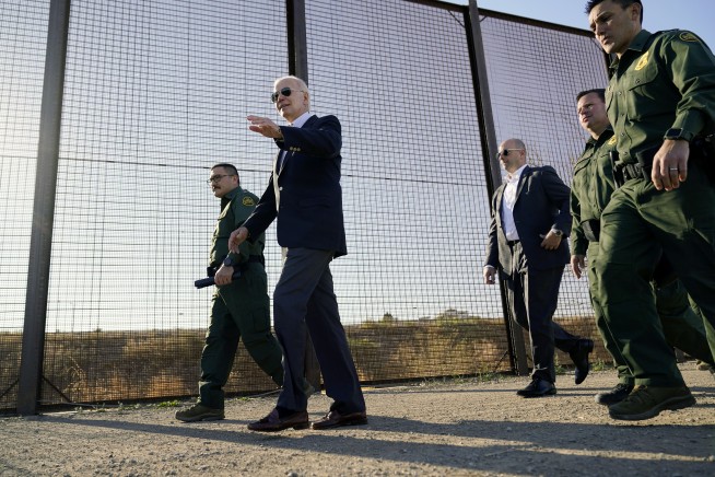 Biden sending 1,500 troops for Mexico border migrant surge