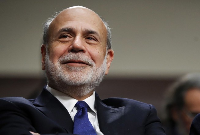 Former Fed chair Bernanke shares Nobel for research on banks
