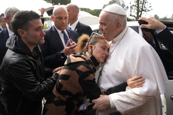 Pope Francis leaves hospital; 'Still alive,' he quips