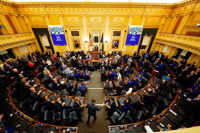 Virginia lawmakers back redrawing congressional maps, paving the way for a voter referendum