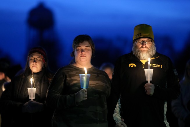 17-year-old kills sixth grader, wounds five others in Iowa school shooting, police say