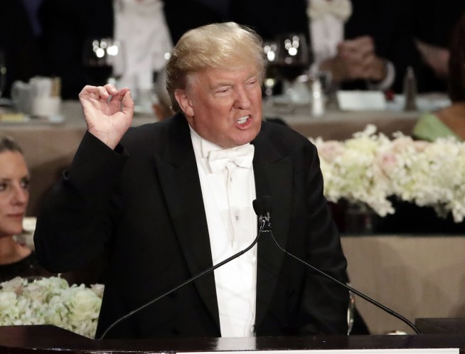 Trump, Clinton trade caustic barbs as roast turns bitter