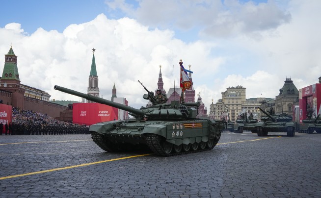 Russia marks WWII victory overshadowed by Ukraine