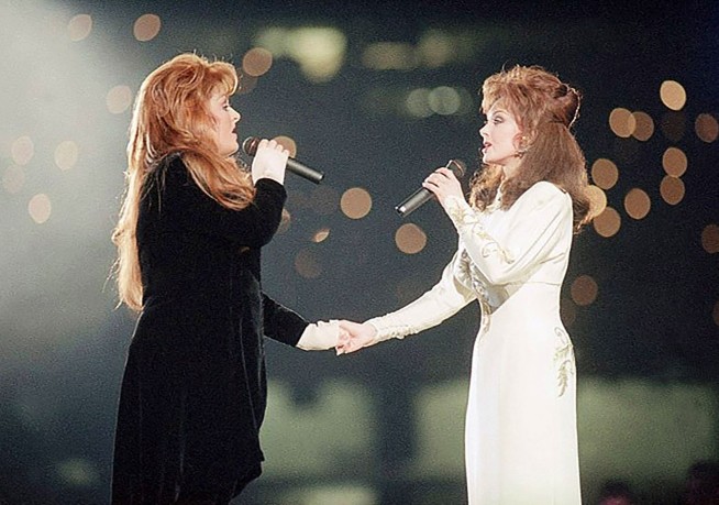 The Judds, Ray Charles join the Country Music Hall of Fame