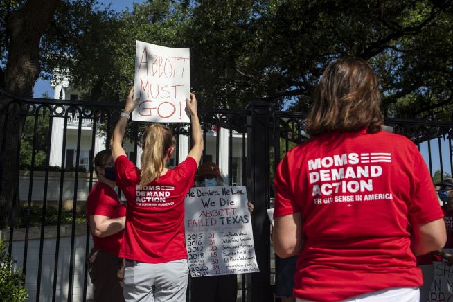 Texas joins list of states dropping permit rules for guns