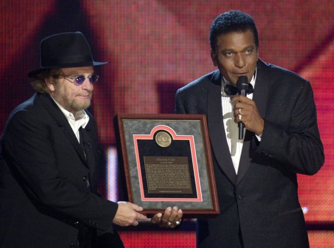 Charley Pride, country music's first Black star, dies at 86