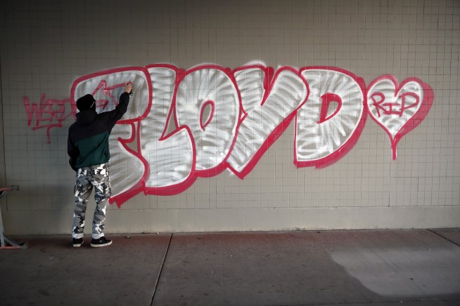 Protests, some violent, spread in wake of George Floyd death