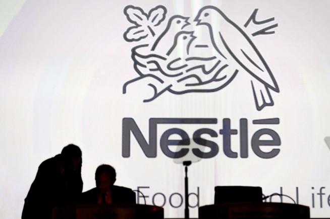 Nestle to sell Starbucks products in $7B deal