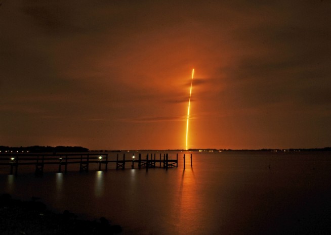 SpaceX launches rocket 6 months after accident, then lands