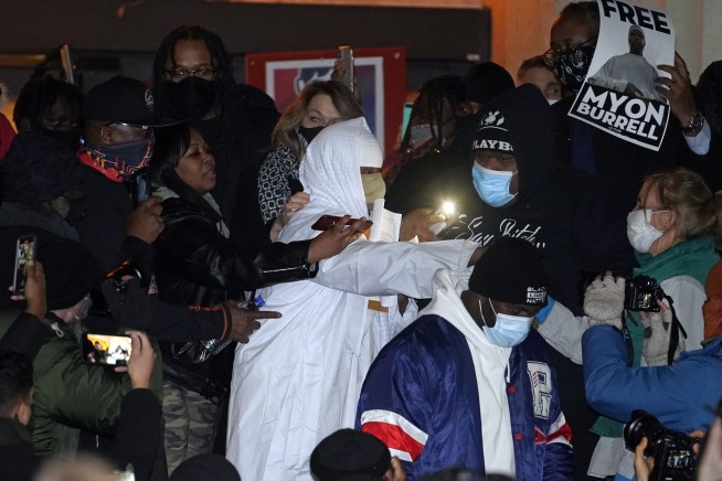 Minnesota juvenile lifer walks free after 18 years in prison