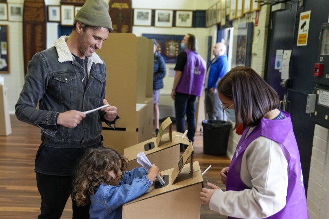 Australian prime minister concedes election defeat