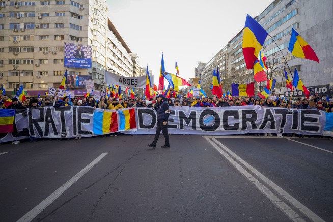 Tens of thousands protest in Romania’s capital against annulled presidential race