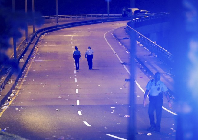 2 killed, 10 wounded in shootings near New Orleans parade route