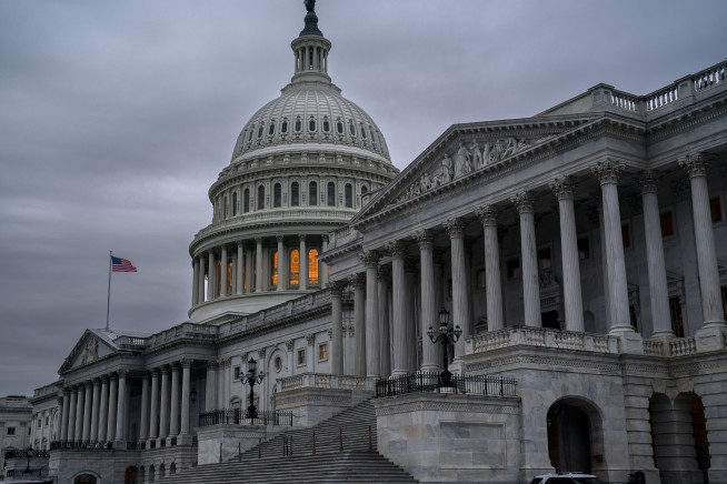 Senate passes $1.7 trillion bill to fund gov't, aid Ukraine