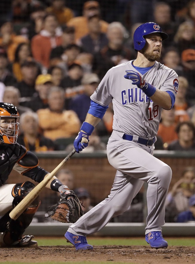 Cubs rally for 4 runs in 9th, beat Giants 6-5 to win NLDS