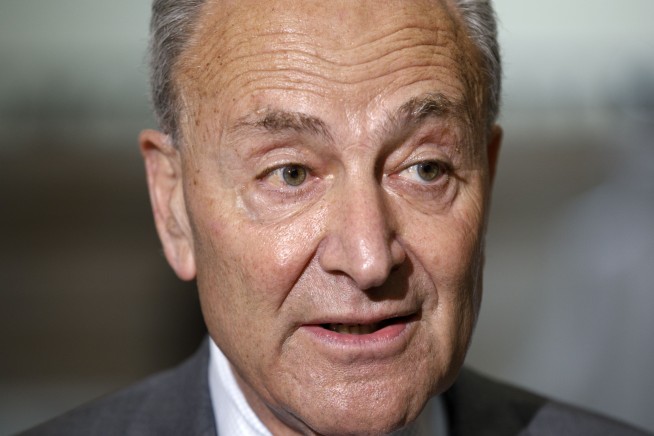 Trump offers, Democrats reject fix for $600 jobless benefit