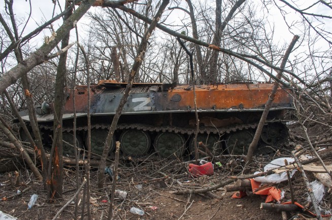 Ukraine strike on Russian territory reported as talks resume