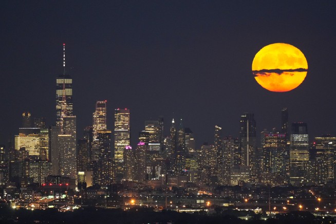 August's supermoon kicks off four months of lunar spectacles. Here's how to watch