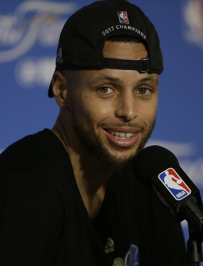 Kevin Durant, Stephen Curry lead Warriors to NBA title