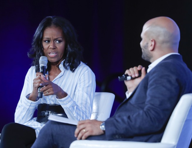 Michelle Obama criticizes Trump school lunch decision