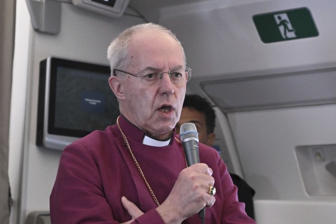 Pope, Anglican, Presbyterian leaders denounce anti-gay laws