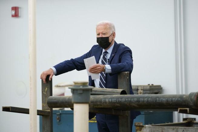 Biden seeks to boost fuel economy to thwart Trump rollback