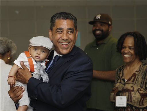 Cochran wins Miss. Runoff, edges tea partyer