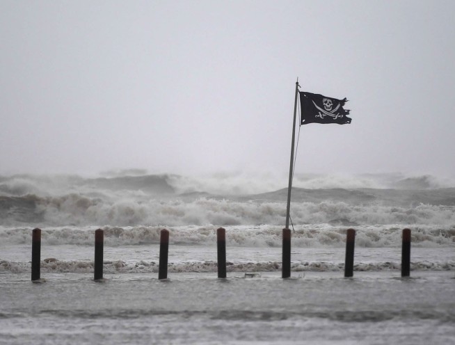 Virus-weary Texas braces as Hurricane Hanna arrives