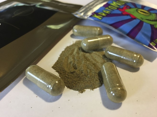 Herbal supplement kratom contains opioids, regulators say