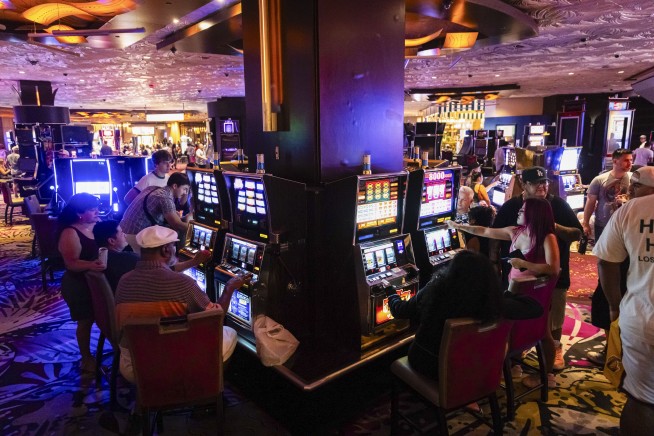 The last cards have been dealt as the iconic Mirage closes its doors on the Las Vegas Strip