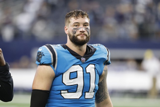 Westminster dog show gets 4 finalists, and one has NFL ties