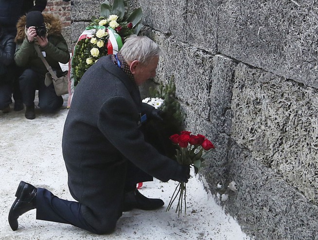 Warnings of rising xenophobia on Holocaust remembrance day