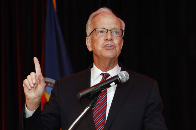 Kansas senator's reelection campaign scammed out of $690K