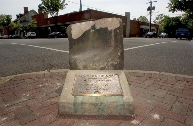Slave sale block set to be displayed in museum, with context