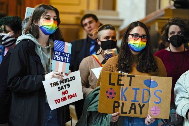 Indiana lawmakers enact trans sports ban with veto override
