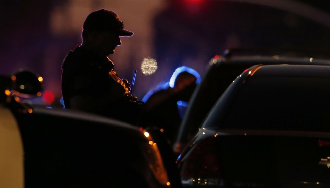 Sacramento police officer shot during domestic call has died