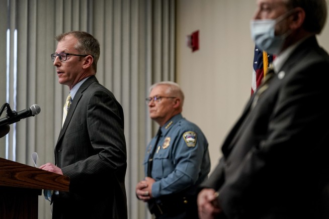 Police: Man killed 6, self after he wasn't invited to party