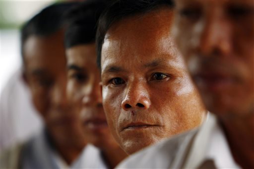Cambodia tribunal convicts Khmer Rouge leaders