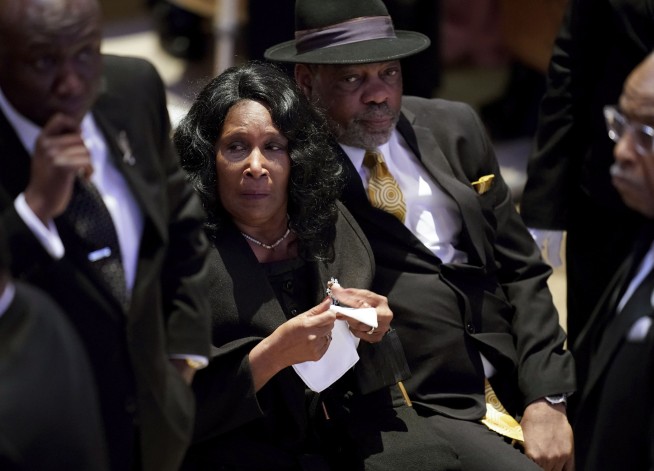 Impassioned calls for police reform at Tyre Nichols' funeral