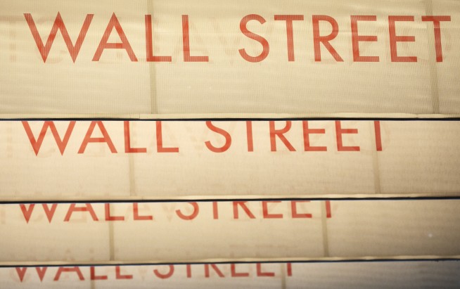 Big Tech props up Wall Street as S&P 500 closes winning July