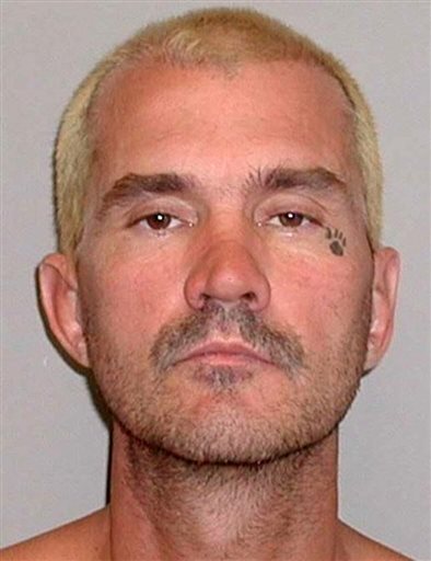 AP: Federal inmates escape while traveling to halfway houses