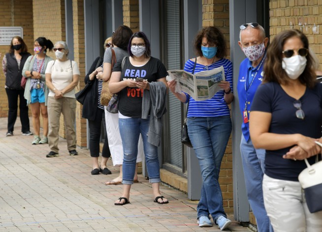 Cut cable shuts down Virginia's online voter registration