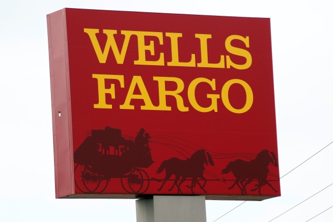 Wells Fargo to pay $2.1 billion for role in housing bubble