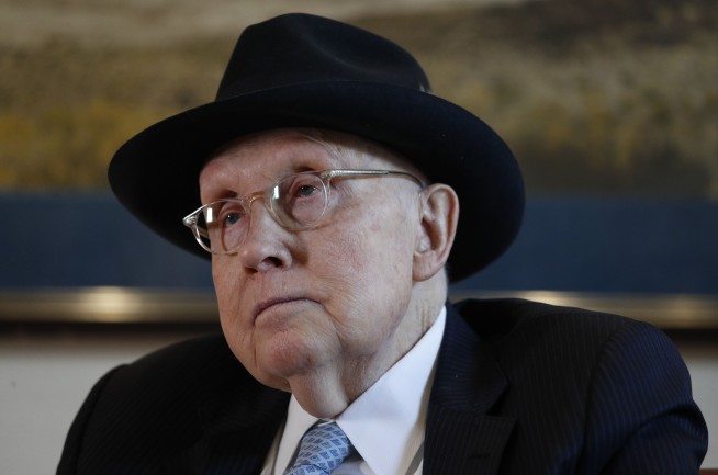 Reid says Biden should end Senate filibuster after 3 weeks