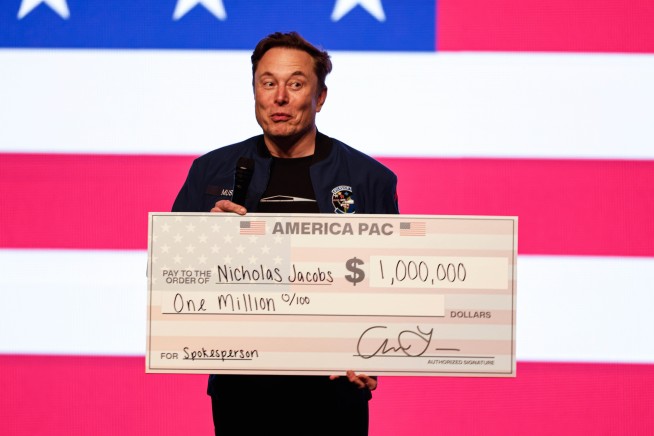 Elon Musk hands out $1 million payments after Wisconsin Supreme Court declines request to stop him