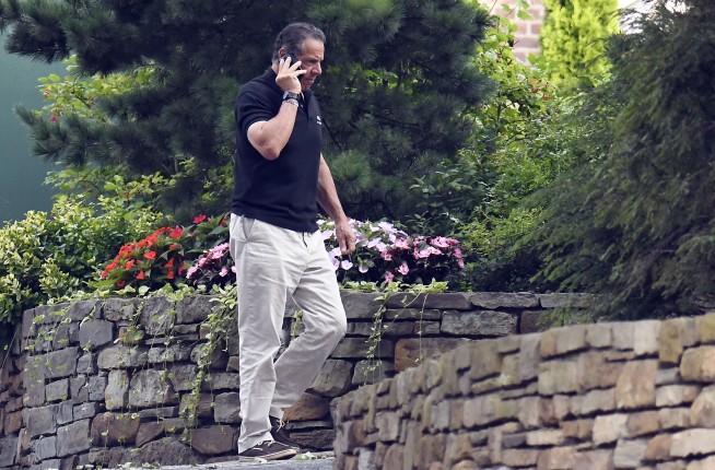 Cuomo's top aide resigns as governor faces harassment furor